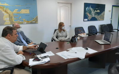 El Sr. D. Francisco García Lascurain, Capitan Marítimo de Las Palmas se reúne con Fedeport